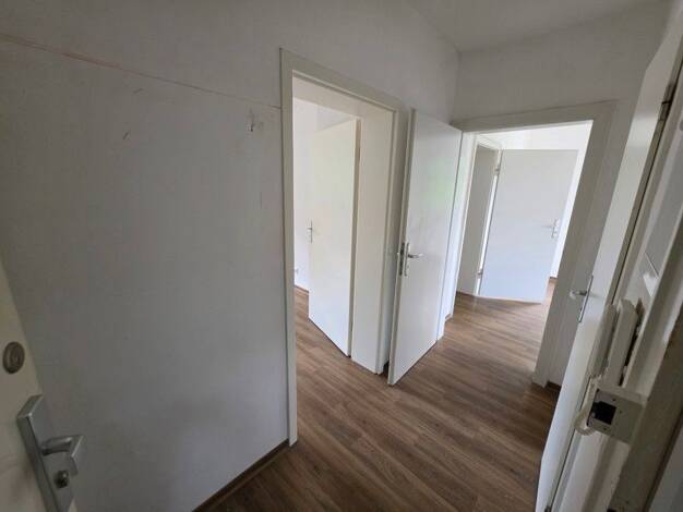 Wohnung zur Miete 629 € 3 Zimmer 52,5 m² 2. Geschoss frei ab 18.07.2026 Langfuhrstr. 6 Hassels Düsseldorf 40599