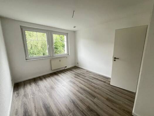Wohnung zur Miete auf Zeit 390 € 3 Zimmer 60 m² frei ab sofort Eckersbacher Höhe 40 Eckersbach Zwickau 08066