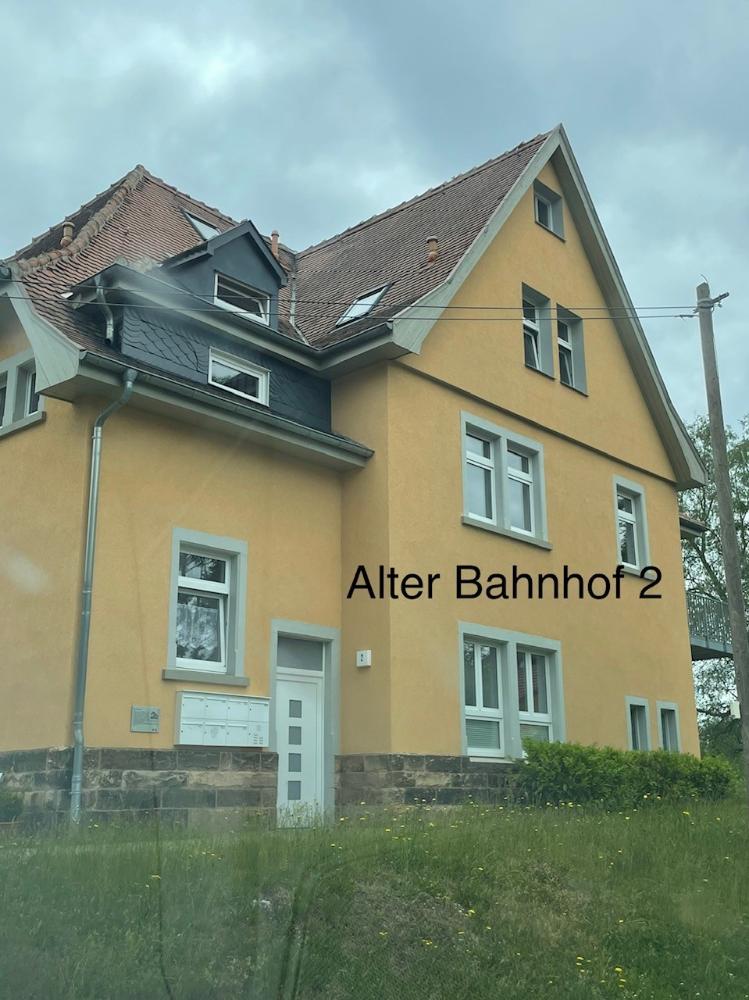 Terrassenwohnung zur Miete 580 € 3 Zimmer 72,9 m²<br/>Wohnfläche 01.04.2025<br/>Verfügbarkeit Manebach Langwiesen 98693