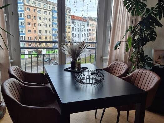 Wohnung zur Miete 700 € 3 Zimmer 80 m² Geschoss 3/7 frei ab 23.01.2026 Friedrichshain Berlin 10247