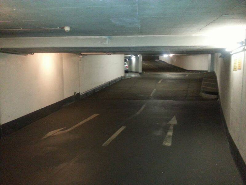 Tiefgarage zur Miete - Ansicht 2