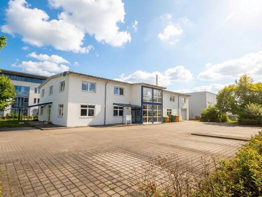 Bürogebäude zur Miete provisionsfrei 10 € 277,3 m² Bürofläche teilbar ab 277 m² Max-von-Laue-Straße 8 Kriegshaber Augsburg 86156