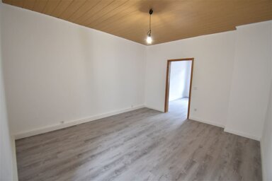 Wohnung zur Miete 375 € 2 Zimmer 50 m² 1. Geschoss Friedrich-Ebert-Str. 297 Beeck Duisburg 47139