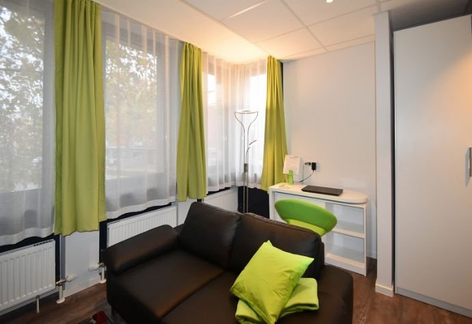 Apartment zur Miete 1.045 € 1 Zimmer 28 m²<br/>Wohnfläche Triftstraße Niederrad Frankfurt am Main 60528