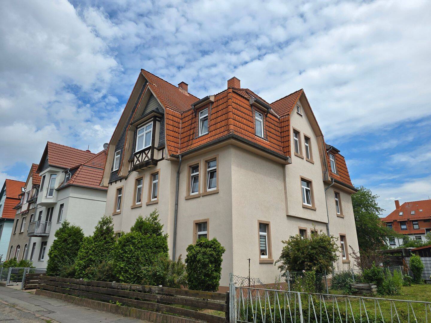 Mehrfamilienhaus zum Kauf - Ansicht 2