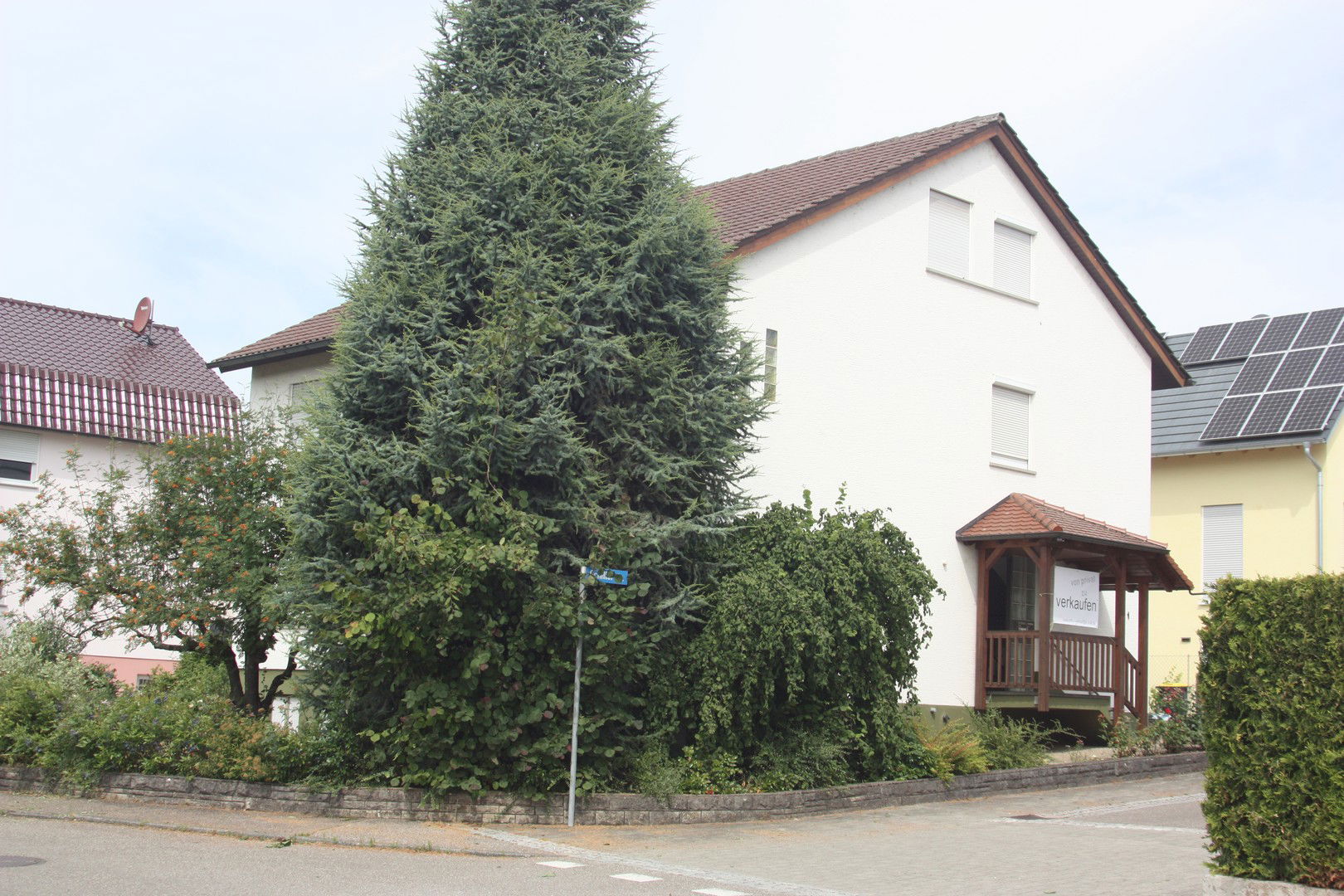 Mehrfamilienhaus zum Kauf provisionsfrei 580.000 € 8 Zimmer 185 m²<br/>Wohnfläche 566 m²<br/>Grundstück Bönnigheim Bönnigheim 74357