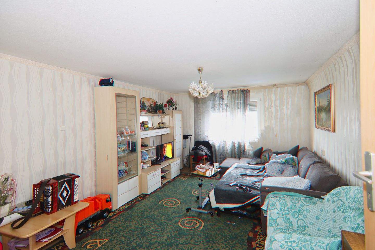 Immobilie in Lahr/Schwarzwald - Großzügige 8-Zimmer-Eigentumseinheit mit Hauscharakter - Bild 4