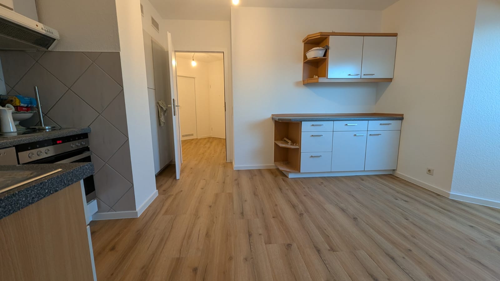 Wohnung zur Miete 650 € 2 Zimmer 67 m²<br/>Wohnfläche 4.<br/>Geschoss ab sofort<br/>Verfügbarkeit Pfalzring 20 Bobenheim Bobenheim-Roxheim 67240