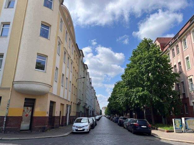 Wohnung zur Miete 472 € 2 Zimmer 55,3 m² 1. Geschoss frei ab 07.03.2026 Ploßstraße 11 Schönefeld-Abtnaundorf Leipzig 04347