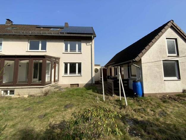 Doppelhaushälfte zum Kauf 350.000 € 4 Zimmer 126 m² 804 m² Grundstück Schötmar Bad Salzuflen 32108