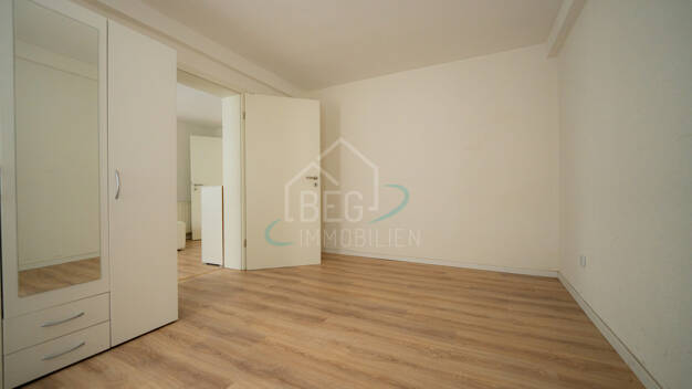 Mehrfamilienhaus zum Kauf 259.000 € 5 Zimmer 114,2 m² 281 m² Grundstück Gaildorf Gaildorf 74405