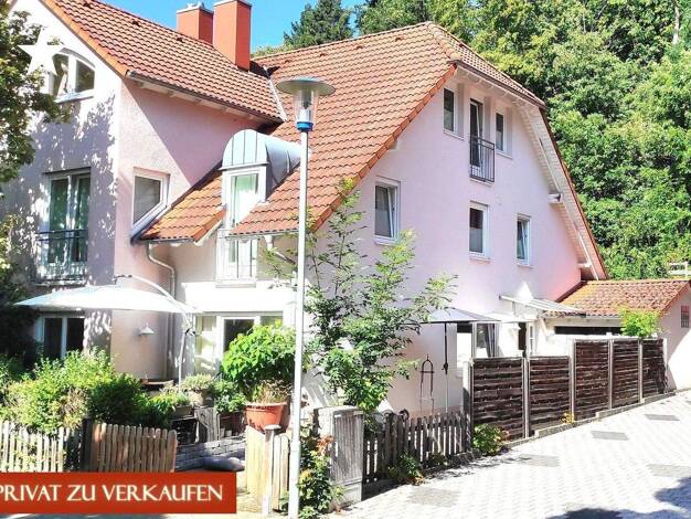 Doppelhaushälfte zum Kauf provisionsfrei 690.000 € 5,5 Zimmer 153,5 m² 186 m² Grundstück Staufen Staufen im Breisgau 79219