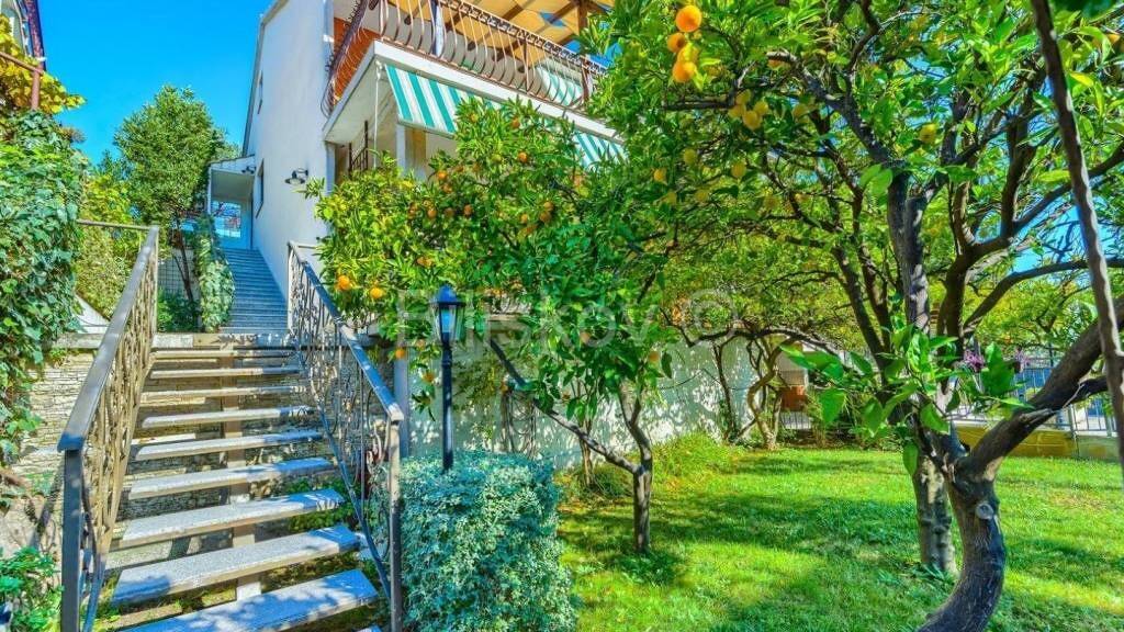 Haus zum Kauf 849.999 € 8 Zimmer 527 m² Kastela