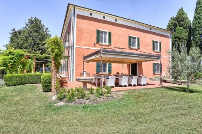 Bauernhaus zum Kauf 3.500.000 € 20 Zimmer 1.090 m²<br/>Wohnfläche 330.000 m²<br/>Grundstück ab sofort<br/>Verfügbarkeit Campiglia Marittima