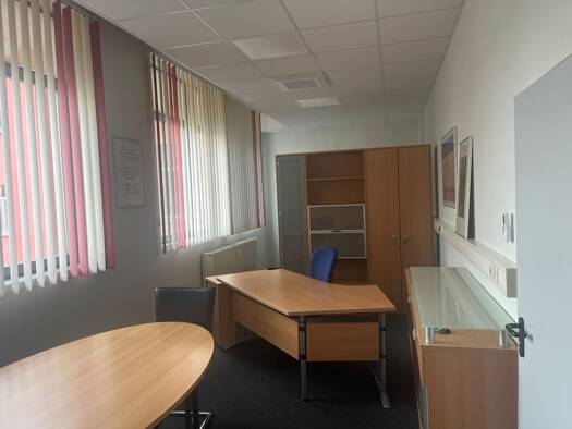 Büro zur Miete provisionsfrei 300 € 1 Zimmer 40 m² Bürofläche Saalfeld Saalfeld/Saale 07318