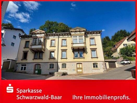 Doppelhaushälfte zum Kauf 249.000 € 6 Zimmer 167 m² 329 m² Grundstück frei ab sofort Stadtgebiet Furtwangen 78120