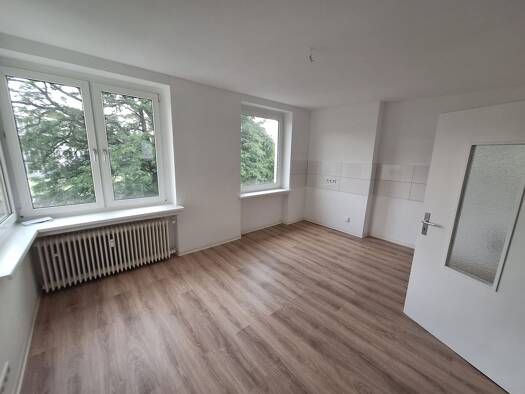 Wohnung zur Miete 452 € 2 Zimmer 50,1 m² 2. Geschoss Hohenzollernstr. 61 Südviertel Essen 45128
