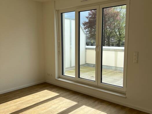 Penthouse zur Miete 950 € 2 Zimmer 67 m² Geschoss 2/2 frei ab 01.03.2026 Ladestraße Hasloh 25474