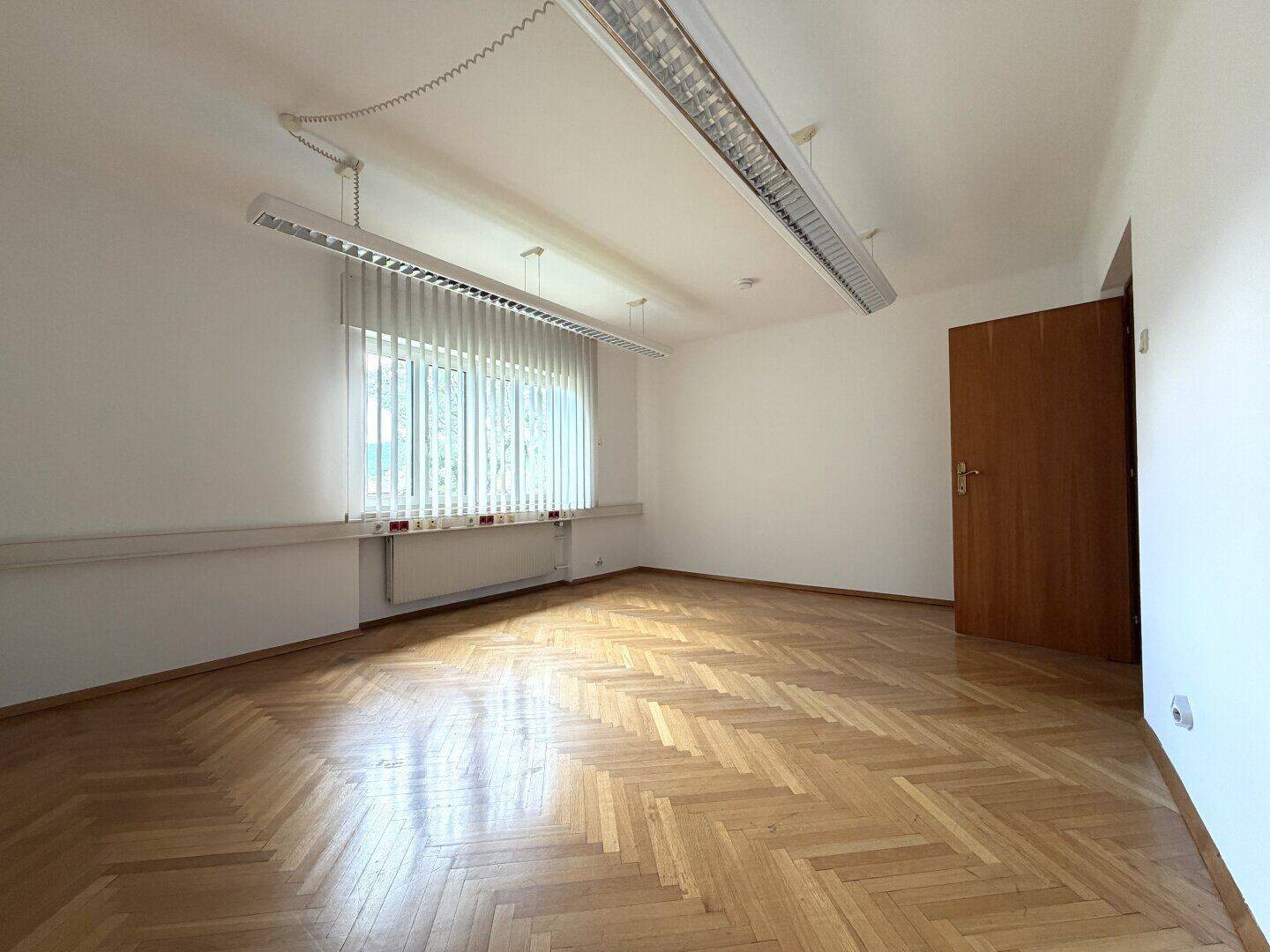 Einfamilienhaus zum Kauf – pohled 5