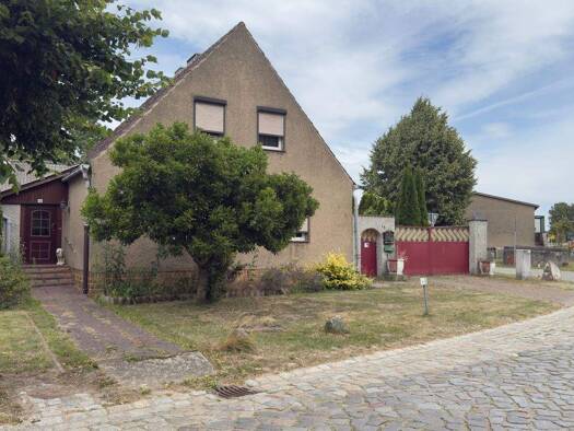 Einfamilienhaus zum Kauf provisionsfrei 110.000 € 6 Zimmer 85 m² 2.200 m² Grundstück Kerkuhn Arendsee 39619