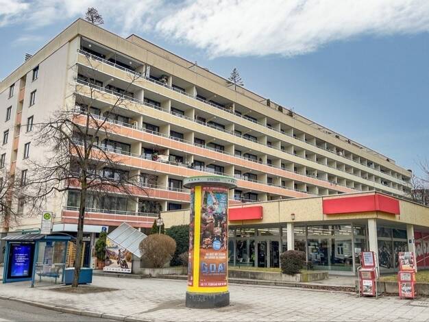 Studio zum Kauf 350.000 € 1 Zimmer 32 m² 2. Geschoss frei ab sofort Au-Haidhausen München 81541