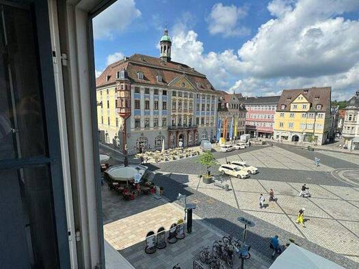 Wohnung zur Miete 998 € 3 Zimmer 130 m² 2. Geschoss frei ab 01.04.2026 Coburg 96450