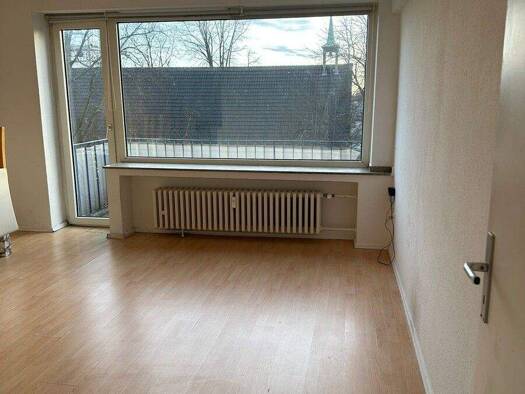 Wohnung zur Miete 300 € 1 Zimmer 30 m² 4. Geschoss Großenbaum Duisburg 47269