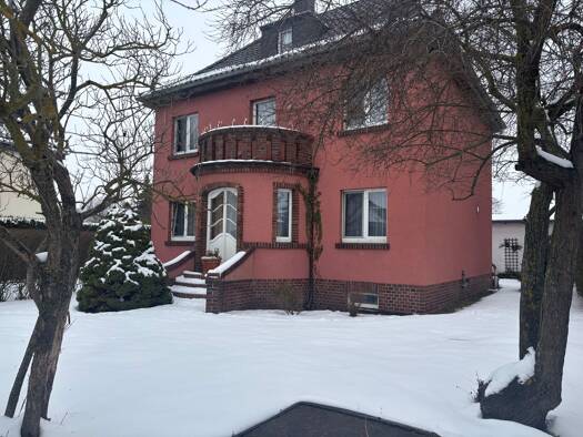 Villa zum Kauf provisionsfrei 385.000 € 5,5 Zimmer 150 m² 915 m² Grundstück Sömmerda 99610