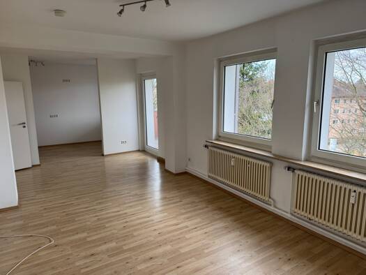 Wohnung zur Miete 840 € 3 Zimmer 86,5 m² Geschoss 4/7 frei ab sofort Albrecht-Dürer-Straße 1 Zirndorf 90513