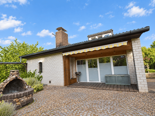 Einfamilienhaus zum Kauf 398.000 € 8 Zimmer 230,1 m² 818 m² Grundstück Weitzmühlener Straße 10 Kirchlinteln Kirchlinteln 27308