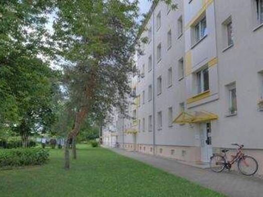 Wohnung zur Miete 414 € 3 Zimmer 59,1 m² 4. Geschoss Victor-Klemperer-Straße 29 Trotha Halle 06118