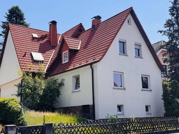 Mehrfamilienhaus zum Kauf provisionsfrei 399.990 € 7 Zimmer 176,5 m² 563,5 m² Grundstück Nicolaus-Zech-Straße 38 Scheuerfeld Coburg 96450