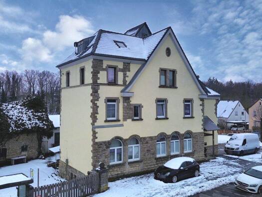Mehrfamilienhaus zum Kauf 21 Zimmer 626,3 m² 1.765 m² Grundstück Kirchheim 97268