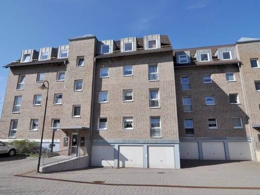 Wohnung zur Miete 350 € 2 Zimmer 58,5 m² frei ab 01.11.2026 Suhl Suhl 98528