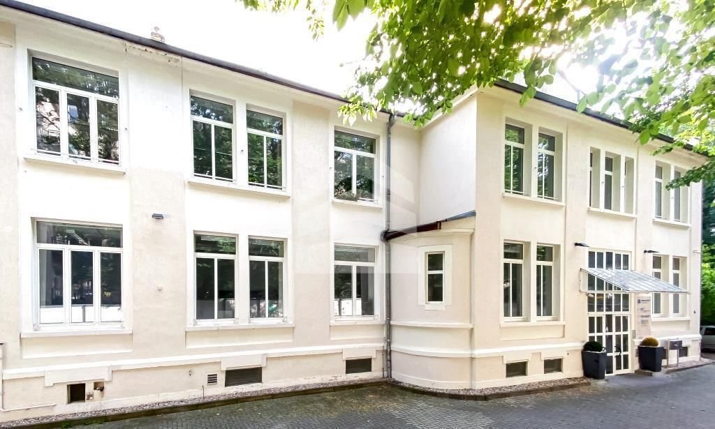 Bürogebäude zur Miete provisionsfrei 9,75 € 1 Zimmer 46,3 m²<br/>Bürofläche ab 46,3 m²<br/>Teilbarkeit Elsterstraße 8a Zentrum - West Leipzig 04109