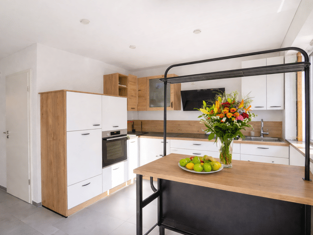 Terrassenwohnung zum Kauf - Erstbezug 369.000 € 4 Zimmer 101 m² 1. Geschoss frei ab 01.08.2026 Neuenbürg 75305