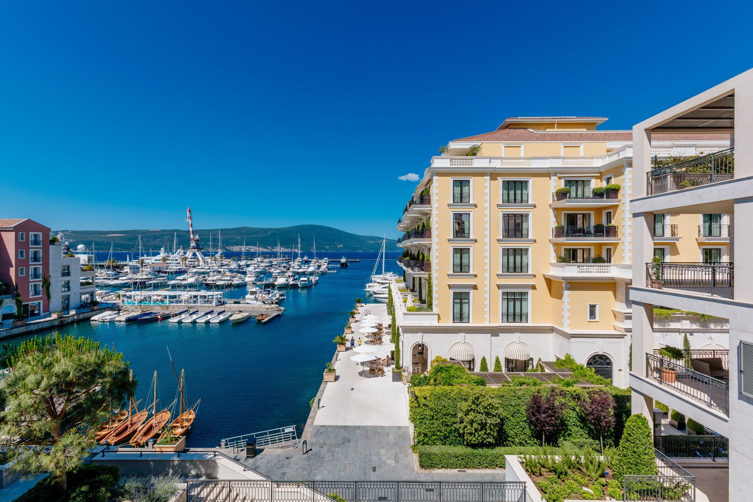 Studio zum Kauf provisionsfrei 2.200.000 € 4 Zimmer Tivat, Porto Montenegro 85320