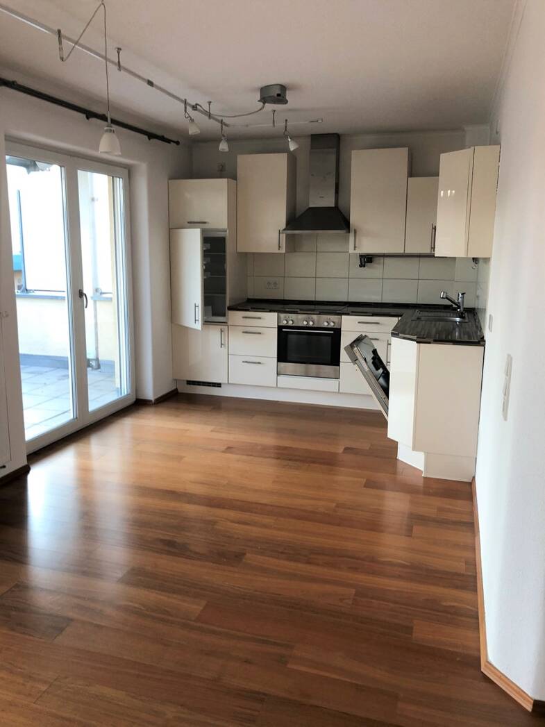 Terrassenwohnung zur Miete 950 € 3 Zimmer 92,1 m² 2. Geschoss frei ab 01.07.2025 Deggendorf Deggendorf 94469