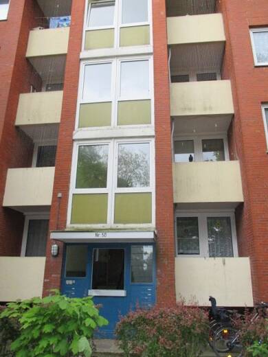Wohnung zum Kauf 92.000 € 4 Zimmer 85 m² EG Geibelstr. 50 Barenburg Emden 26721