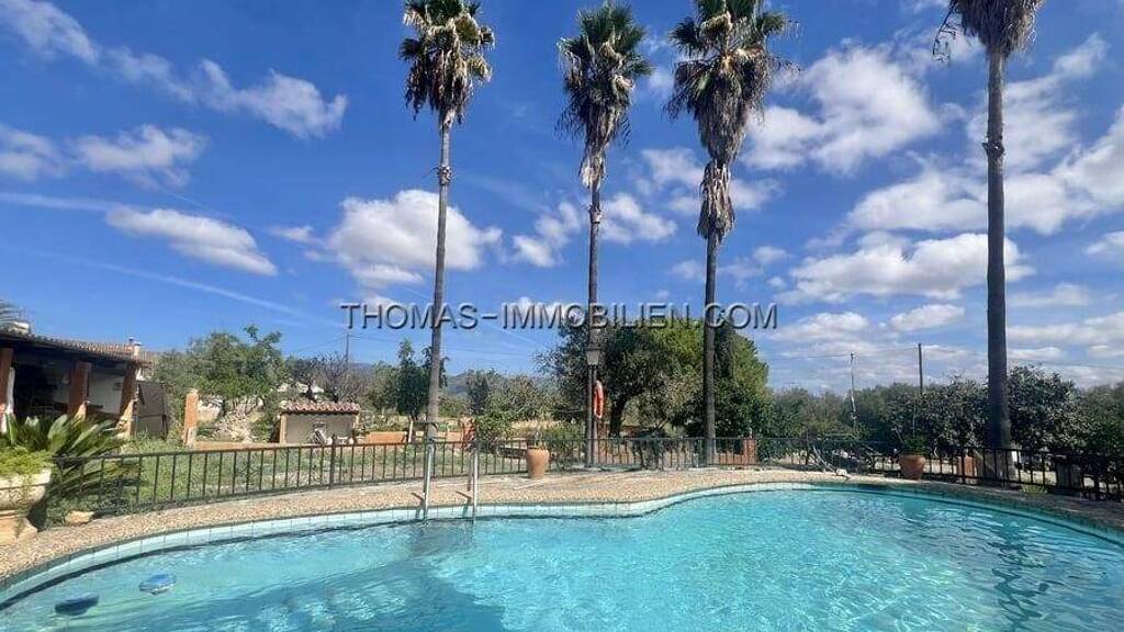 Villa zur Miete 2.950 € 4 Zimmer 300 m² 5.000 m² Grundstück Santa Maria 07320