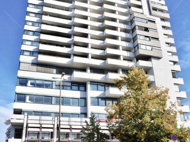 Wohnung zur Miete 720 € 1 Zimmer 44 m² frei ab 01.10.2025 Gebhardtstraße 2 Innenstadt Fürth 90762