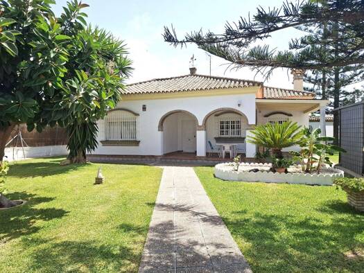 Einfamilienhaus zum Kauf 480.000 € 4 Zimmer 322 m² 877 m² Grundstück Chiclana de la Frontera 11130