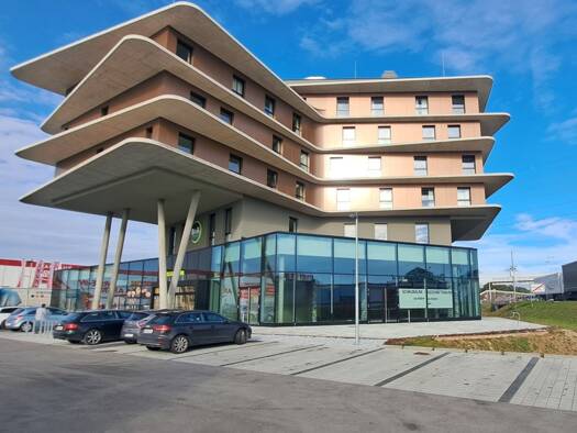 Restaurant zur Miete 3.291 € IZ-NÖ-Süd Straße 6 Wiener Neudorf 2351