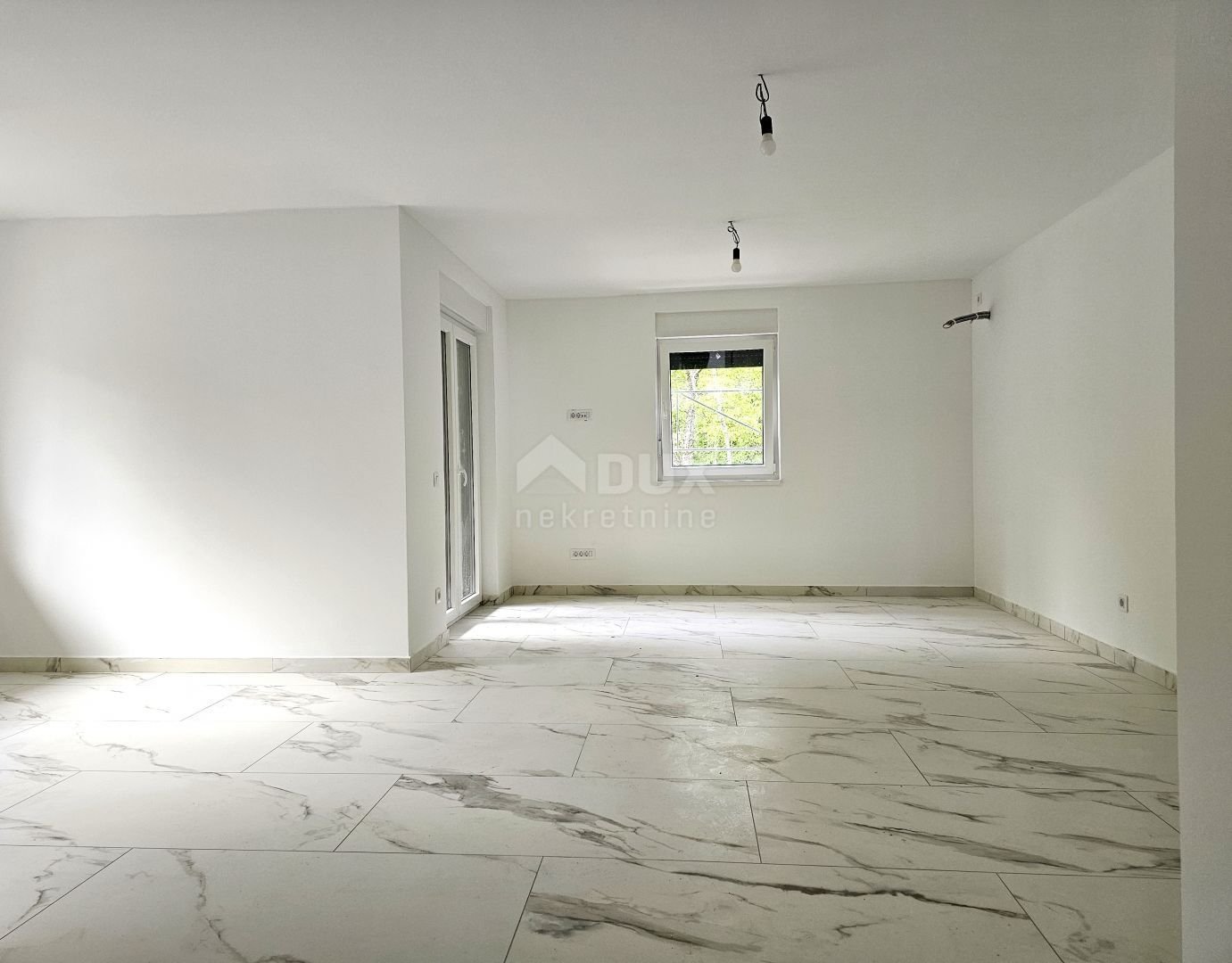 Wohnung zum Kauf 225.000 € 3 Zimmer 71 m²<br/>Wohnfläche 1.<br/>Geschoss Soline 51514