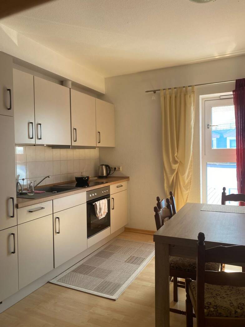 Wohnung zur Miete 450 € 2 Zimmer 67,2 m² Dachgeschoss, 3. Geschoss frei ab sofort Pirna Pirna 01796