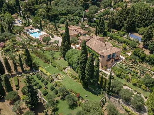 Haus zum Kauf 17.900.000 € 918 m² 55.000 m² Grundstück Saint Francois Grasse 06130