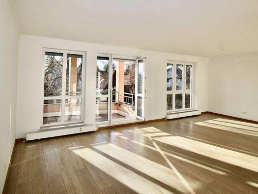 Wohnung zum Kauf 425.000 € 2 Zimmer 82 m² 2. Geschoss Bühlau/Weißer Hirsch Dresden 01324