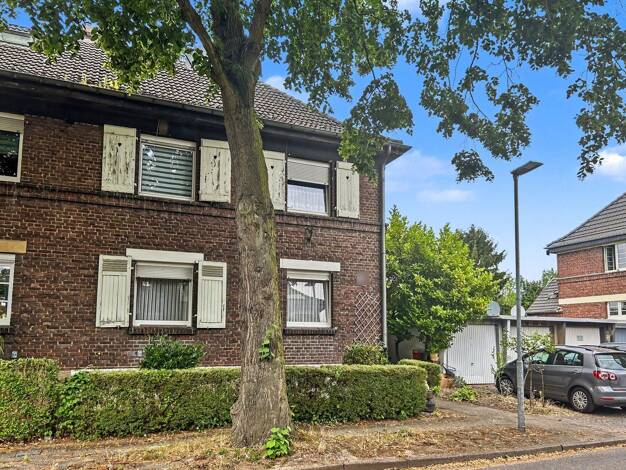 Mehrfamilienhaus zum Kauf 259.000 € 6 Zimmer 120 m² 685 m² Grundstück Neukirchen Neukirchen-Vluyn 47506