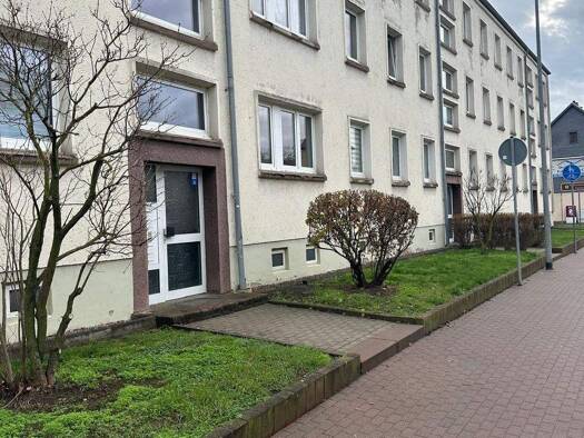 Wohnung zur Miete 208 € 1 Zimmer 31 m² EG frei ab sofort Nordhäuser Straße 16 Greußen Greußen 99718
