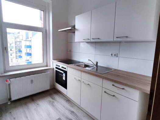Wohnung zur Miete 320 € 2 Zimmer 53 m² August-Bebel-Str. 58 Preißelpöhl Plauen 08525